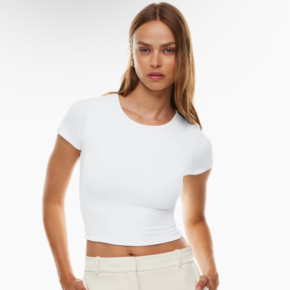 Babaton Contour Crew TShirt